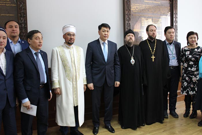 Епископ Геннадий принял участие во встрече со студенческой молодежью столицы Казахстана