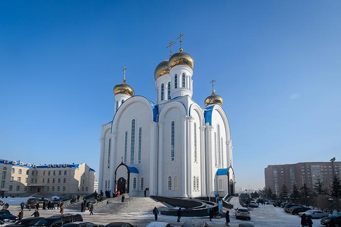 В неделю по Богоявлении Глава Православной Церкви Казахстана совершил Литургию в Успенском кафедральном соборе Астаны