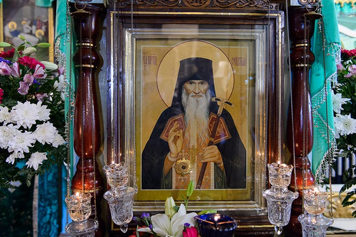 Литургией в Богородице-Рождественском монастыре Караганды открылись торжества в честь 50-летия преставления преподобного старца Севастиана