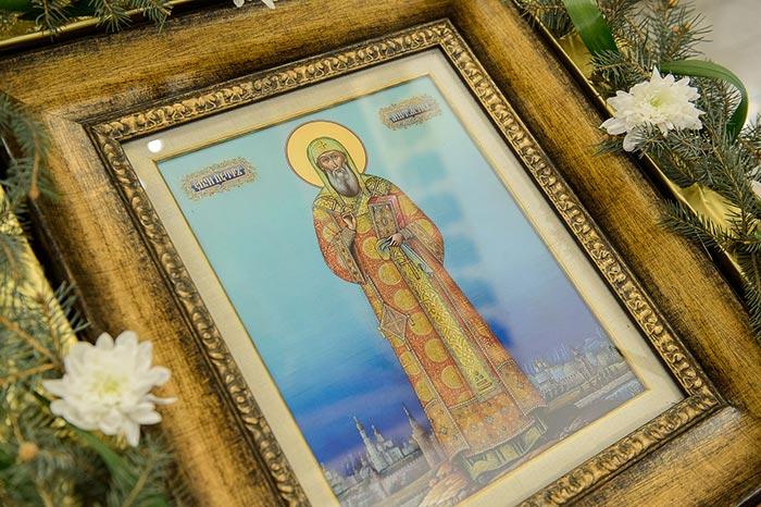 День памяти святителя Петра Московского и блаженного Прокопия Вятского