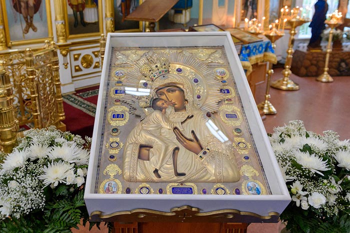 День явления Феодоровской иконы Божией Матери молитвенно почтили в столице Казахстана