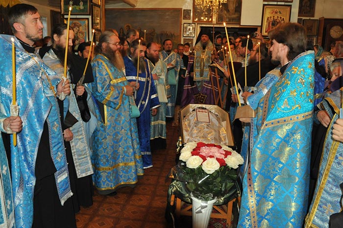Епископ Карагандинский Севастиан совершил отпевание схиигумении Севастианы (Жуковой)