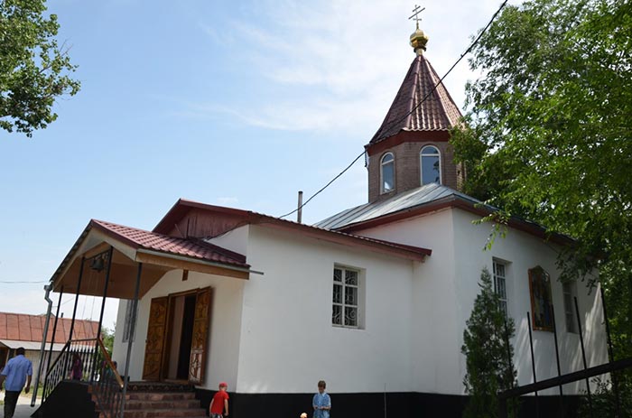 В Алма-Атинской области молитвенно отметили престольный праздник Свято-Иоанновского храма