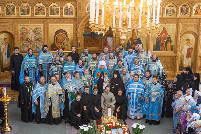 Празднование в честь Почаевской иконы Божией Матери прошло в Иверско-Серафимовском монастыре Алма-Аты