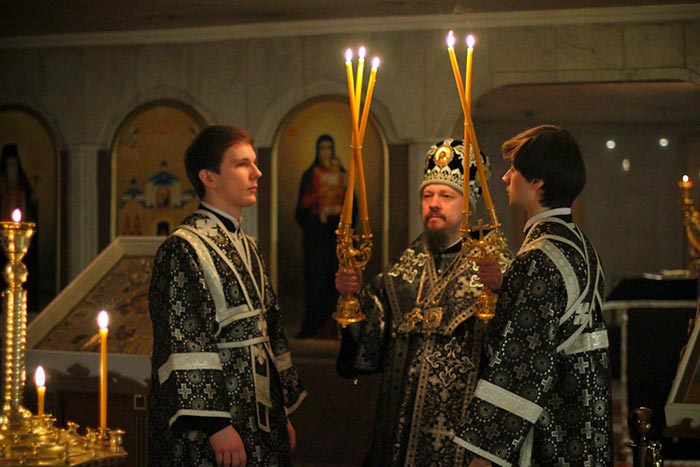 Архиерейская Литургия Преждеосвященных Даров в столице Казахстана